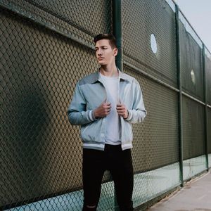 Meet your Posher, Ethan